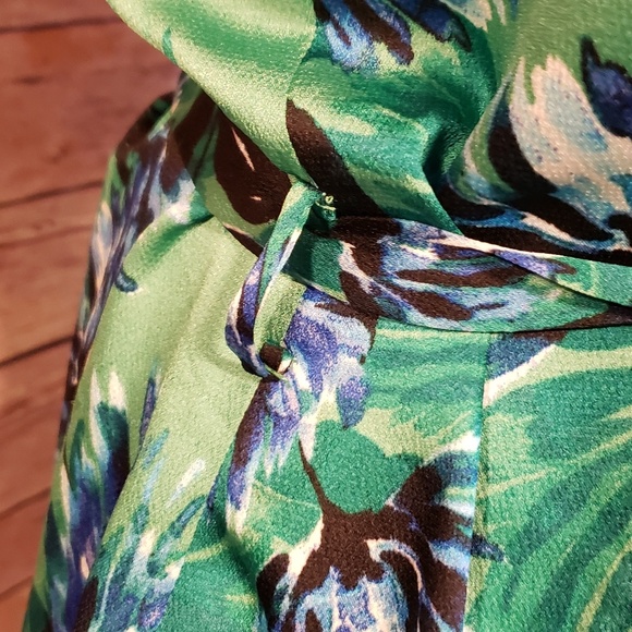 Banana Republic Tank - Picture 5 of 7